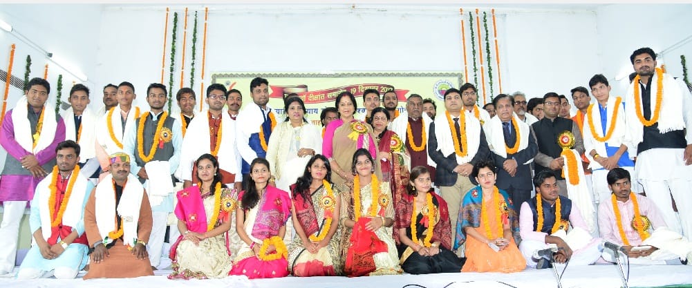 काव्यांजलि में छाए युवा शायर और कवि