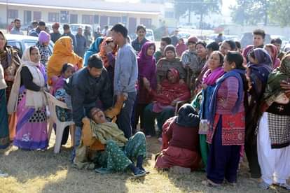 emotional photos of dehradun sant nirakari satsang bhavan murder case