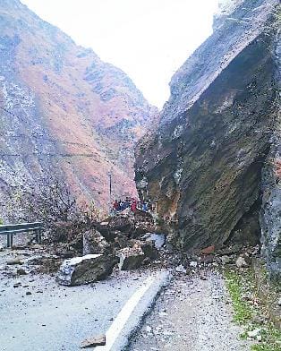 तरांडा ढांक पर बंद एनएच को किया बहाल