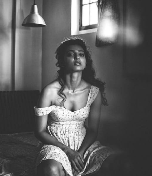 Padman actress Radhika Apte night dress photo shoot goes viral on internet 