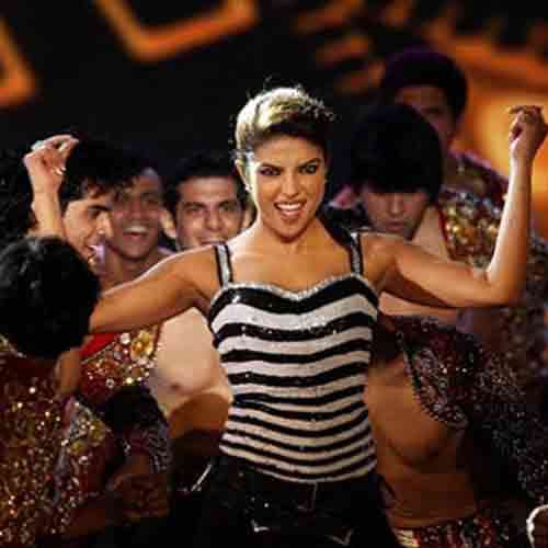 priyanka chopra take 1 crore rupees for only i minute performance