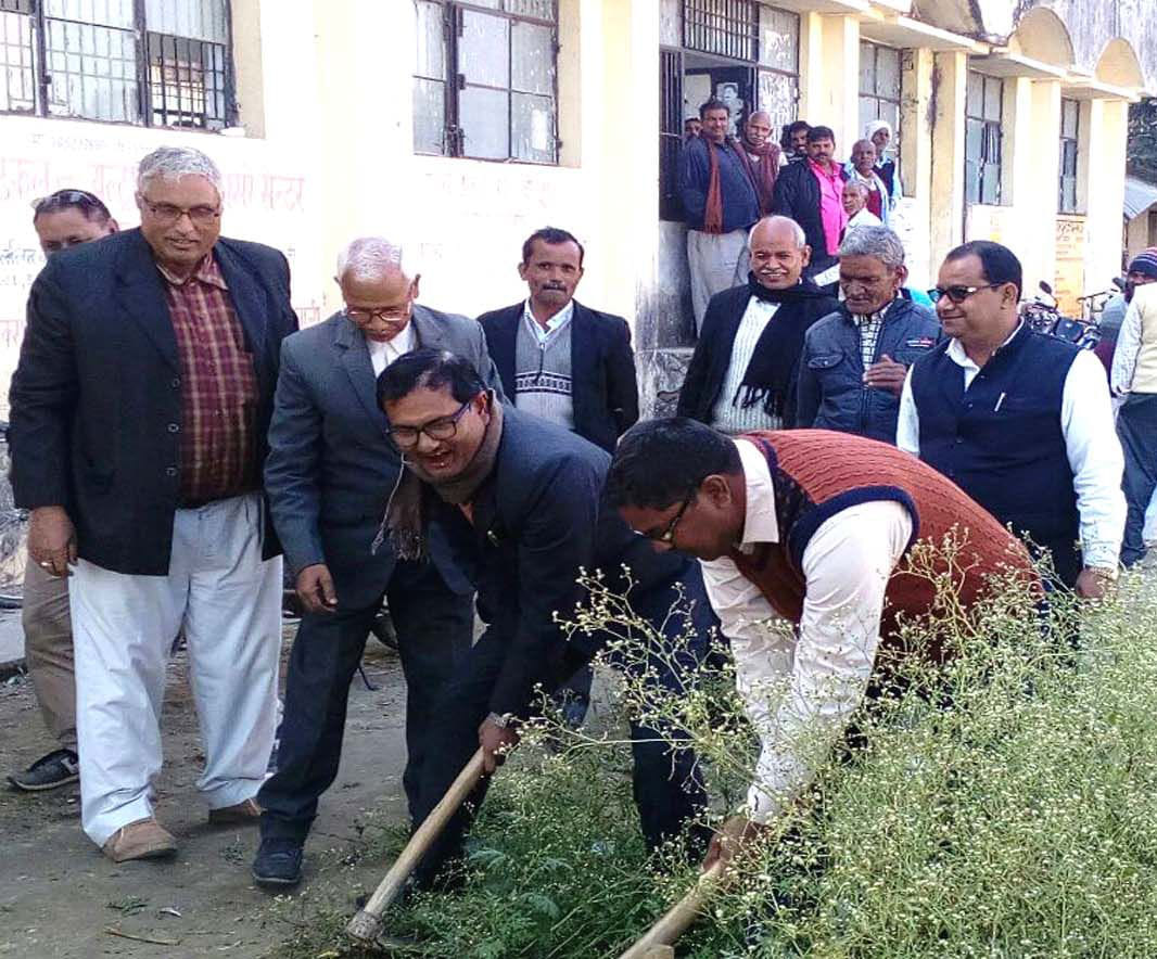  took the shovel, the premises got cleaned up Cleaning officers and staff