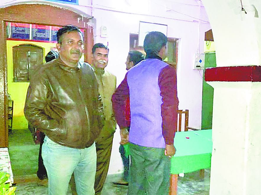 BJP lodged FIR against SDM on filing of case on SDM
