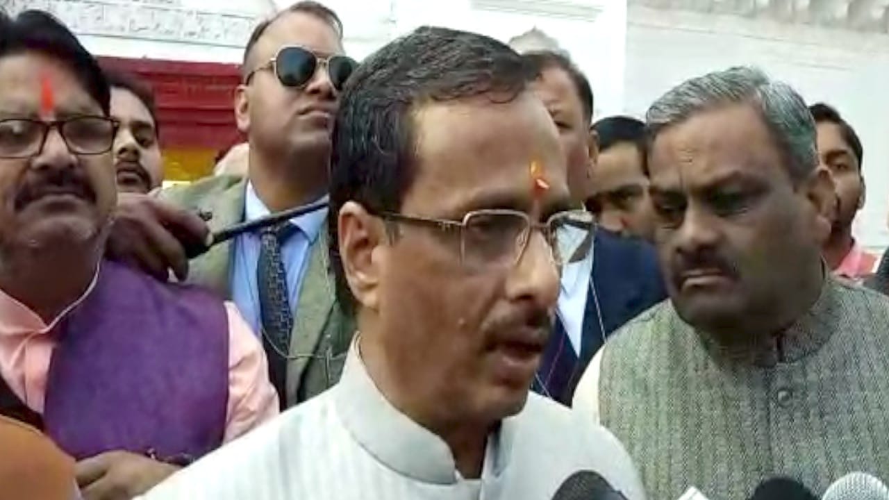डॉ दिनेश शर्मा