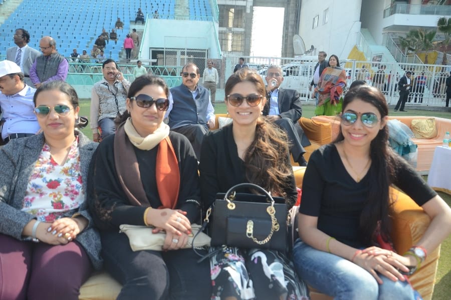 pics of IAS and IPS friendly match.