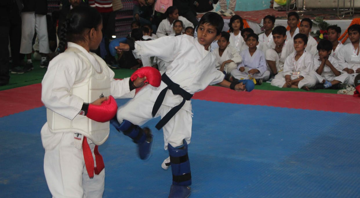 प्रदेश स्तरीय विजेता खिलाड़ियों का किया सम्मान