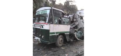rocks fall on HRTC bus in chamba himachal pradesh