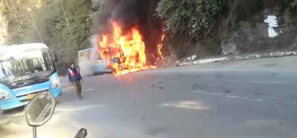 HRTC bus caught fire near isbt shimla