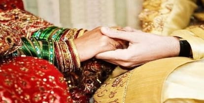 घर वापसी कर शबनम बनीं नेहा पाठकः हिंदू लड़के से किया प्रेम विवाह, अब कागजों में पहचान की जंग जारी धर्म परिवर्तन कर किया विवाह