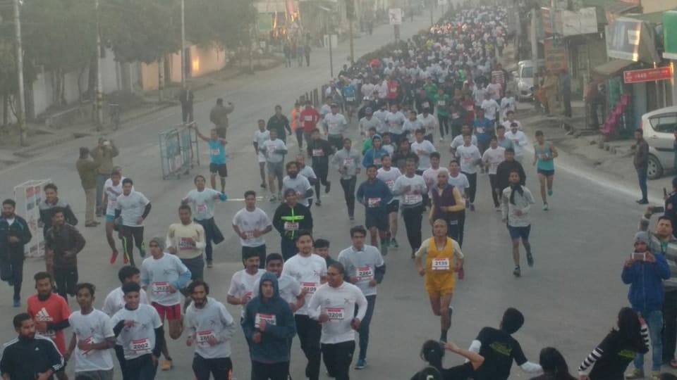 dehradun half marathon start for road safety 