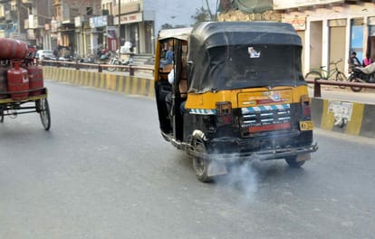 Illegal auto occupancy on the roads of varanasi transport corporation news