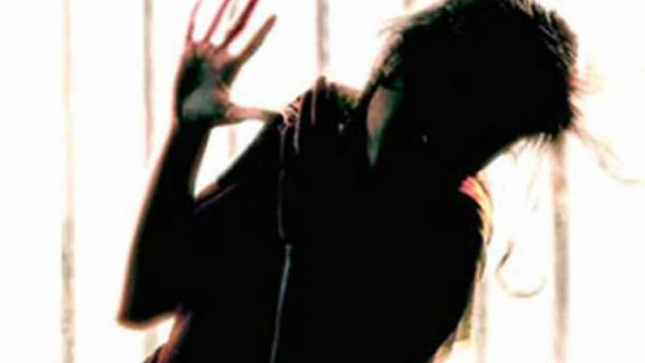 raped girl body found in unnao district of up
