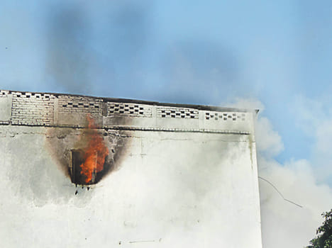 Cold storage fire, loss of millions