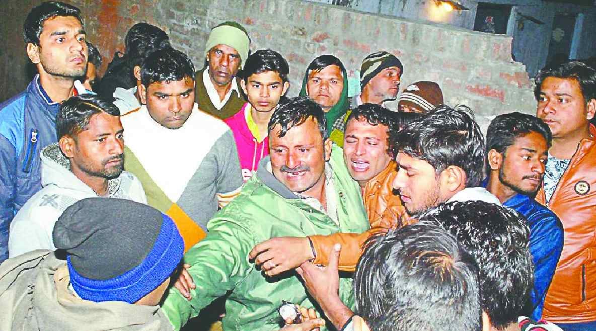 Chinese militant assassination and looting