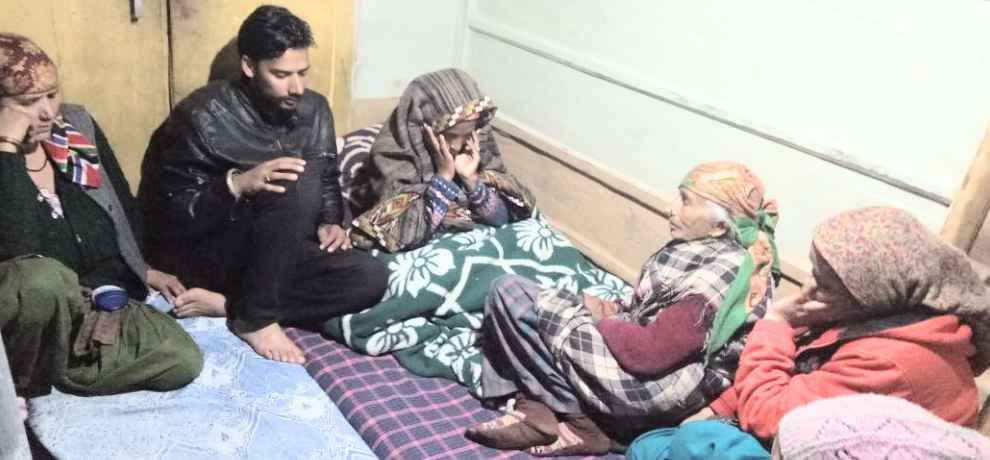 couple writes letter to pm narendra modi for mandi zonal hospital negligence