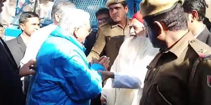 asaram met with former justice and governor of sikkim sundar nath bhargava in jodhpur