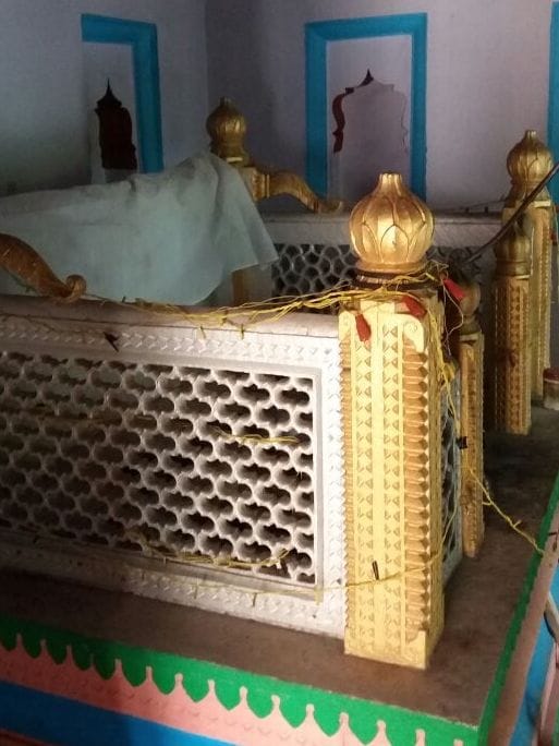 Hundred and fifty years stolen sculptures of eight metals from old temple