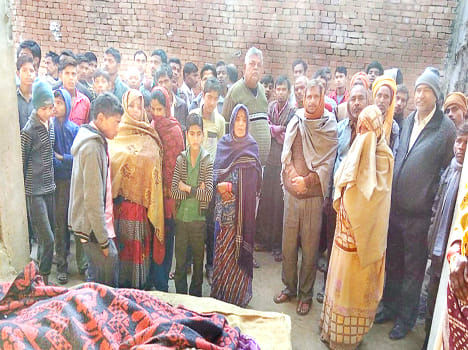cylender blast, women dead 
