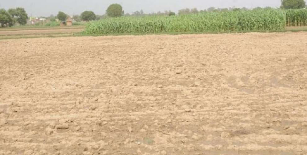 सेना ने बिजली वालों से कहा, खाली कर दो हमारी जमीन