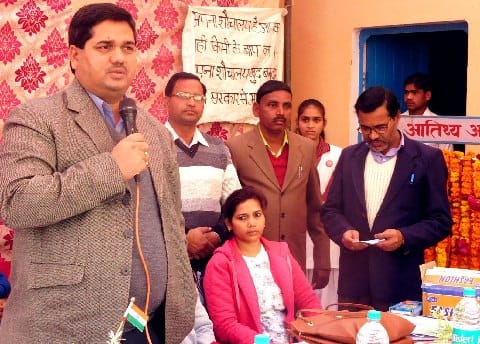 खुले में शौच की आदत, मानसिक बीमारी: सीडीओ