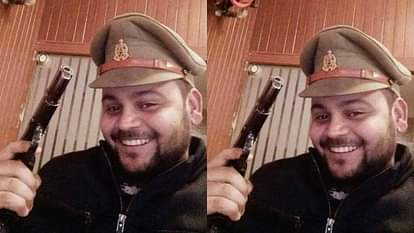 BULANDSHAHR SUB INSPECTOR SUSPENDED ON CELEBRATING BAJRANG DAL LEADER YASH PANDIT BIRTHDAY PARTY