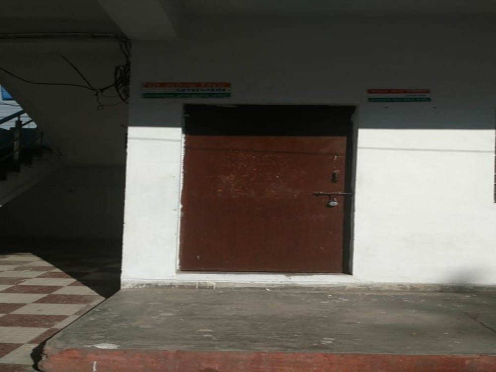 congress bhavan photos after bjp victory in gujarat himachal chunav result