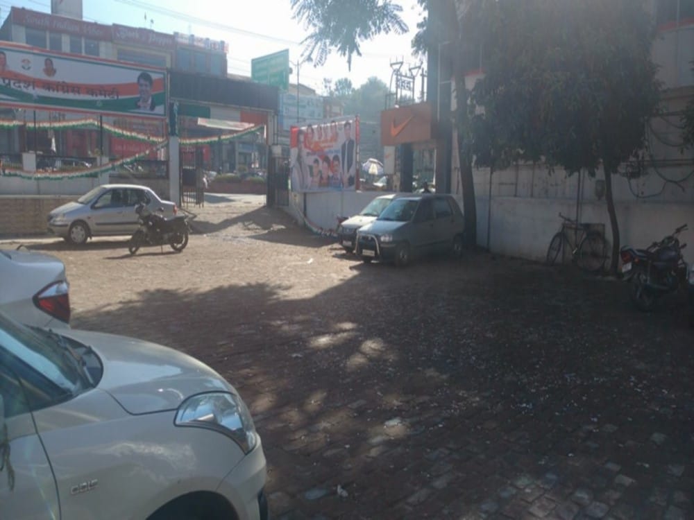 congress bhavan photos after bjp victory in gujarat himachal chunav result