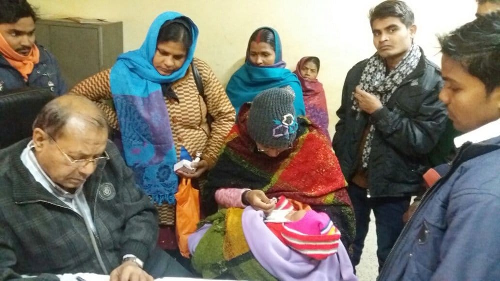 ठंड का कहर जारी, जिला अस्पताल में मरीजों की बढ़ी संख्या