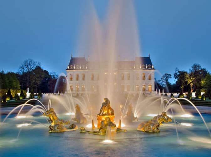 Saudi Arabia's Prince Mohammed Bin Salman buys the World's Most Expensive House 
