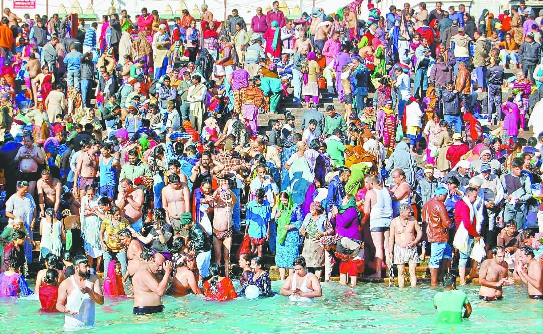 Ganga Snan 2018 Importance Benefits Know Puja Vidhi Timing And History