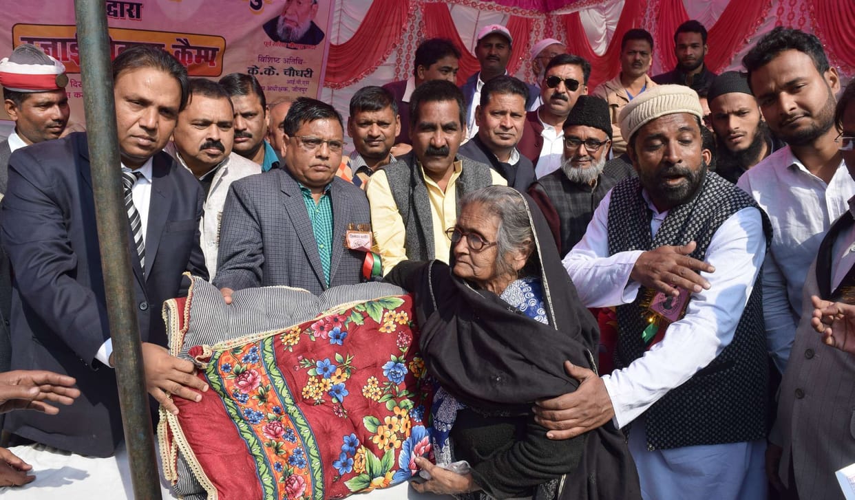 गरीबों की सेवा करना पुनीत कार्य-एसपी