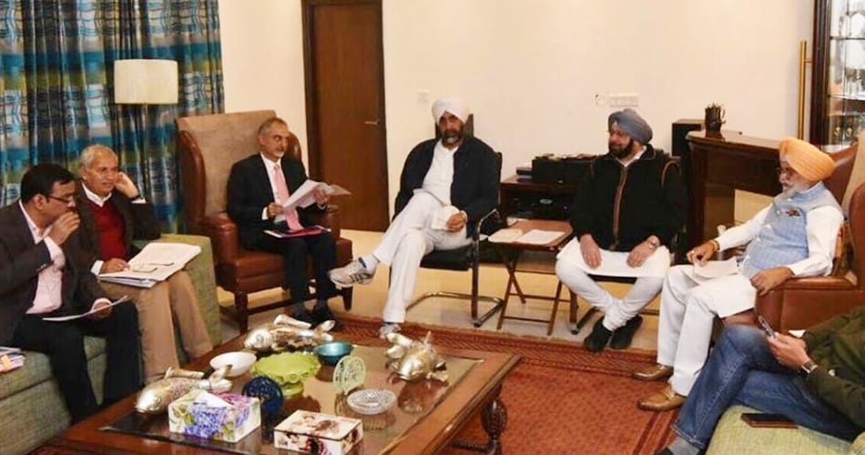 Punjab CM Chaired a high-level meeting to discuss the Industrial power tariff issue
