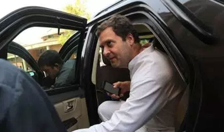 Gujarat Election- Mani Shankar Aiyar, Poonawala, more trouble than others in Congress