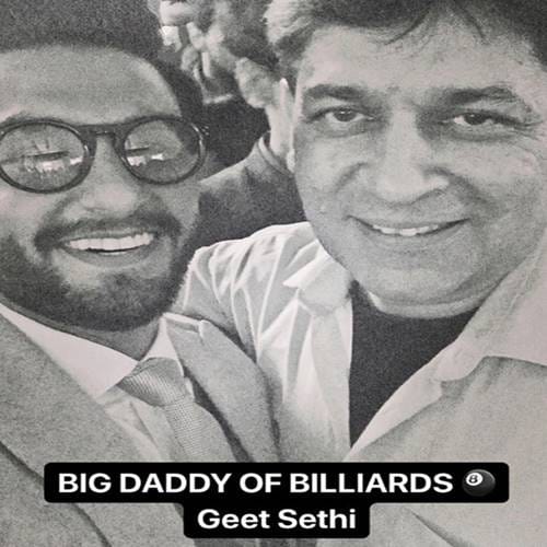 Ranveer Singh spends a day with girlfriend Deepika Padukone’s father and clicked selfie
