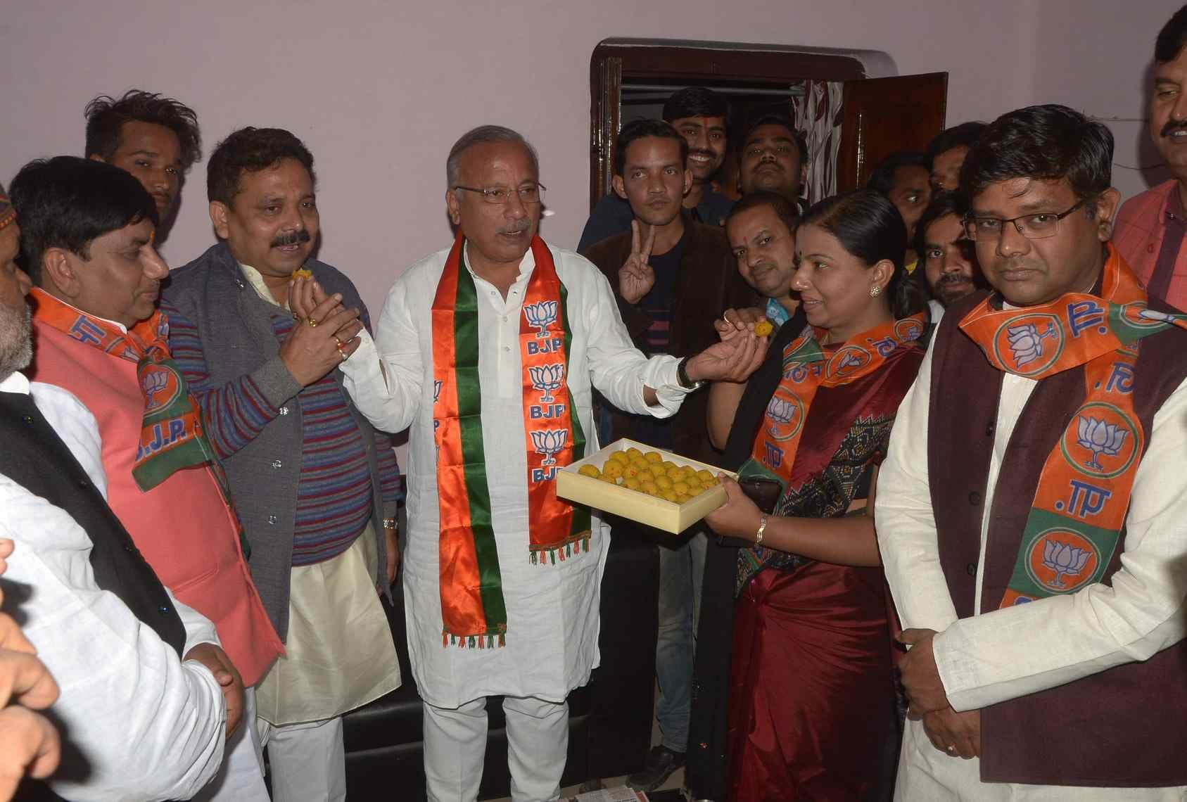 ,gujrat vidhan sabha chunav celebration in pm modi constituency