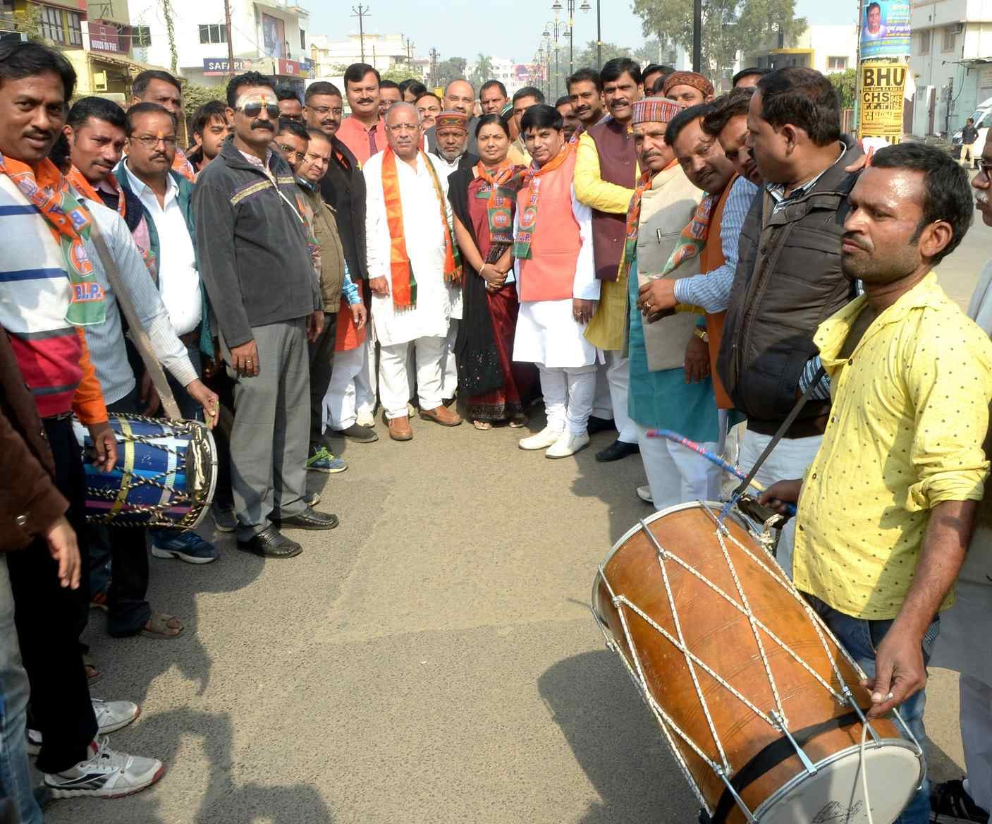 ,gujrat vidhan sabha chunav celebration in pm modi constituency