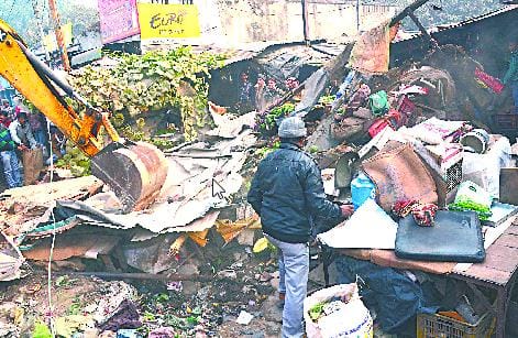 Moves forward, recoils again, encroachment