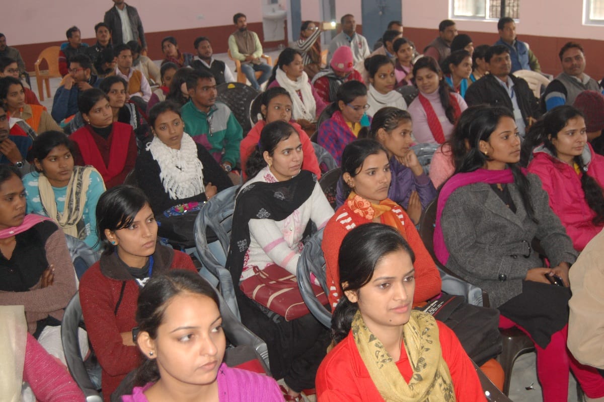 युवाओं के बल पर मजबूत राष्ट्र का निर्माण संभव