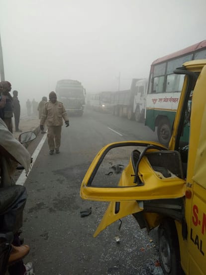 accident due to fog in raebareli