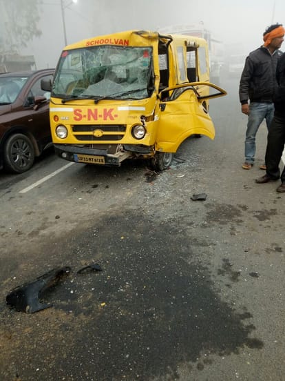 accident due to fog in raebareli