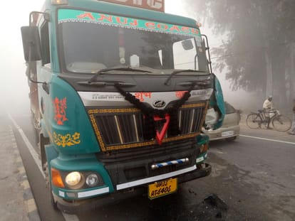 accident due to fog in raebareli