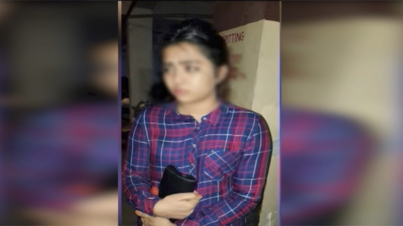 Sex Scandal Actress Exposed Truth Of Bollywood Tollywood Industry ...