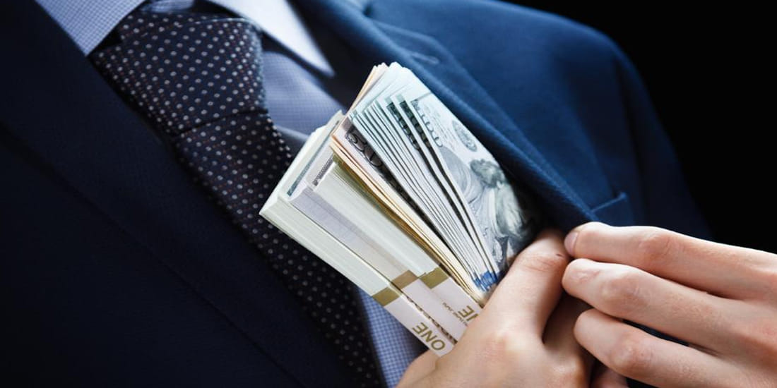 real estate company fraud disclose in hamirpur