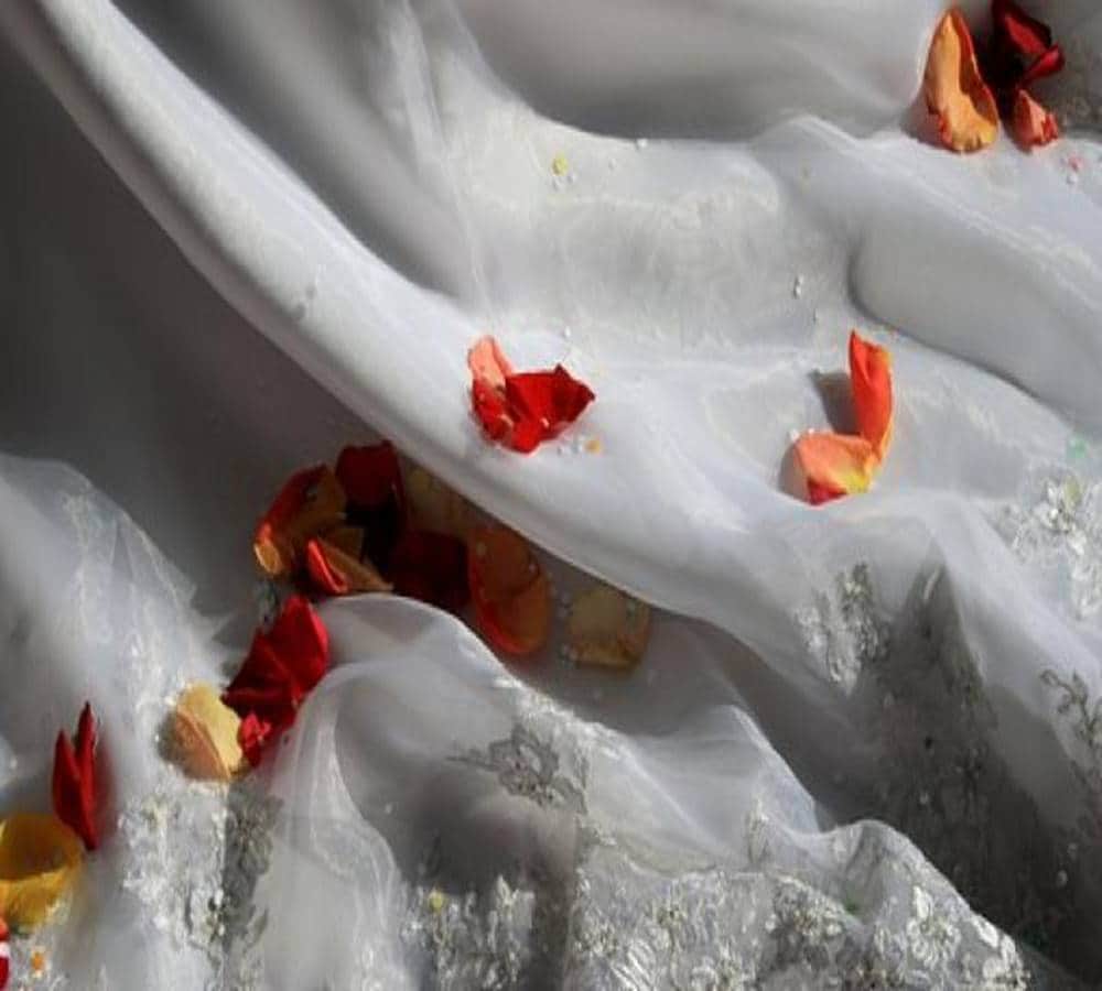 worlds longest wedding dress can actually cover mount everest
