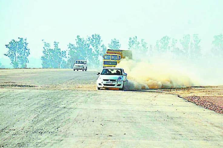 before inauguration eastern peripheral expressway goes bloody, in two car accident one dead