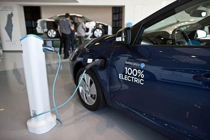 VIDEO : Panasonic offering to open charging stations of electric vehicle and earn money