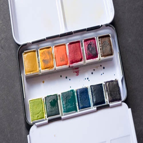 how to reuse expired cosmetic products in home