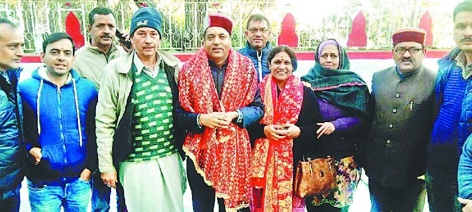 कांग्रेस का सफाया करने वाले मंडी जिले को चाहिए अब सीएम की कुर्सी
