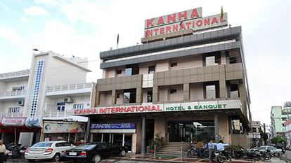 driver of kanha continental hotel also millionaire