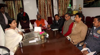 Mayor mridula jaiswal inspection in municipal corporation